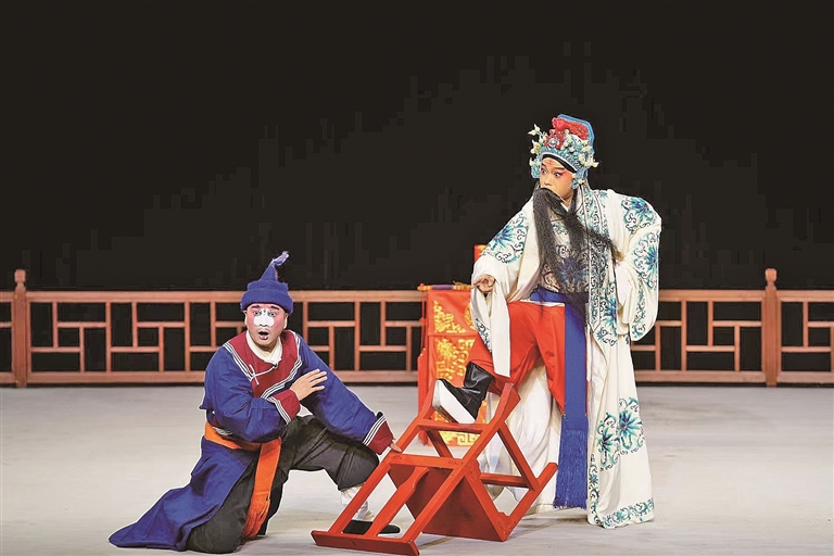 全国昆剧院团青年演员折子戏会演在昆山举行。图为演员在表演《长生殿·酒楼》。昆山市委宣传部供图