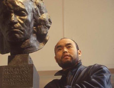Lv&nbsp;Pinchang,&nbsp;Sculptor&nbsp;&&nbsp;Porcelain&nbsp;Artist