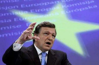 European&nbsp;Commission&nbsp;President&nbsp;Jose&nbsp;Manuel&nbsp;Barroso&nbsp;gestures&nbsp;as&nbsp;he&nbsp;holds&nbsp;a&nbsp;news&nbsp;conference&nbsp;at&nbsp;the&nbsp;EC&nbsp;headquarters&nbsp;in&nbsp;Brussels&nbsp;March&nbsp;3,&nbsp;2010.&nbsp;REUTERS/Yves&nbsp;Herman