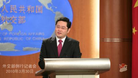 Foreign&nbsp;Ministry&nbsp;spokesman&nbsp;Qin&nbsp;Gang,&nbsp;says&nbsp;China&nbsp;values&nbsp;the&nbsp;reaffirmation&nbsp;by&nbsp;the&nbsp;U.S.&nbsp;on&nbsp;its&nbsp;commitment&nbsp;to&nbsp;China&nbsp;on&nbsp;Taiwan&nbsp;and&nbsp;Tibet-related&nbsp;issues.&nbsp;
