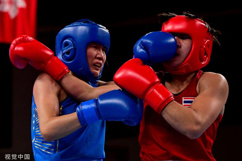 图亚运会拳击女子66公斤级决赛中国选手杨柳摘金