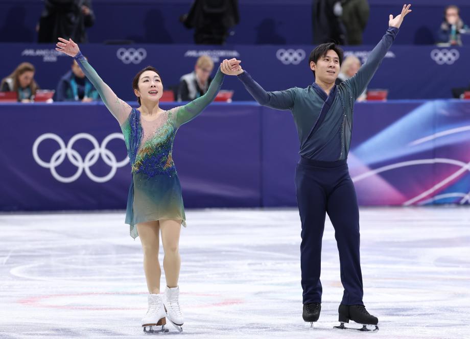 [图]隋文静/韩聪获得冬奥会花样滑冰双人滑第五名