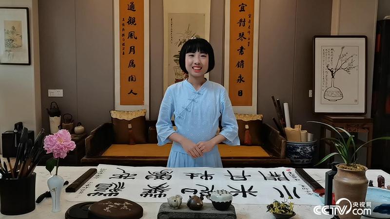 硬笔组获奖选手代表陈薇同主题演讲